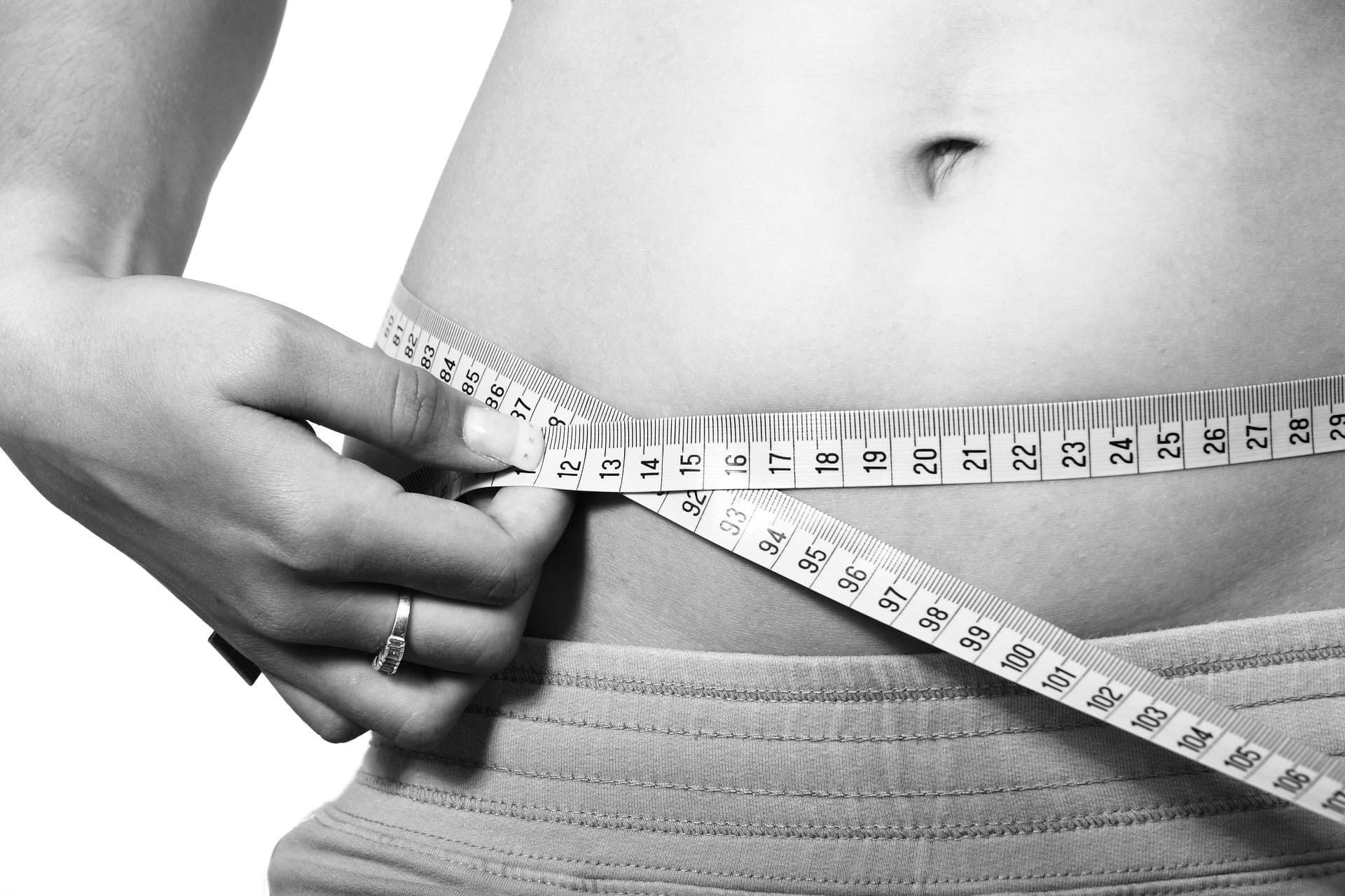 Zła dieta to nie tylko dodatkowe kilogramy – dlaczego warto postawić na zdrowy catering dietetyczny