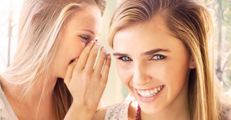 Zdjęcie 2 osób do promocji polecasz i zyskujesz